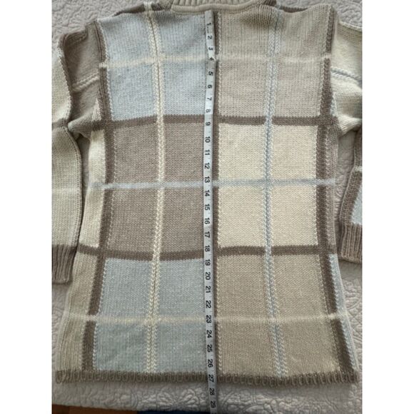 Vintage Escada Mock Neck Wool Sweater, Made in Italy, Size S. - Picture 4 of 5